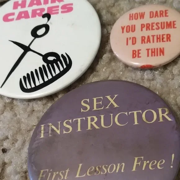 Buttons Buttons Buttons - Picture 4 of 7